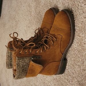 Lace up boots